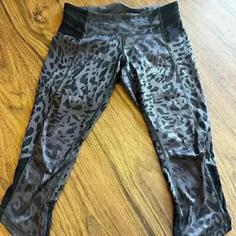 Lululemon Just Breathe Crop-Sz 8
